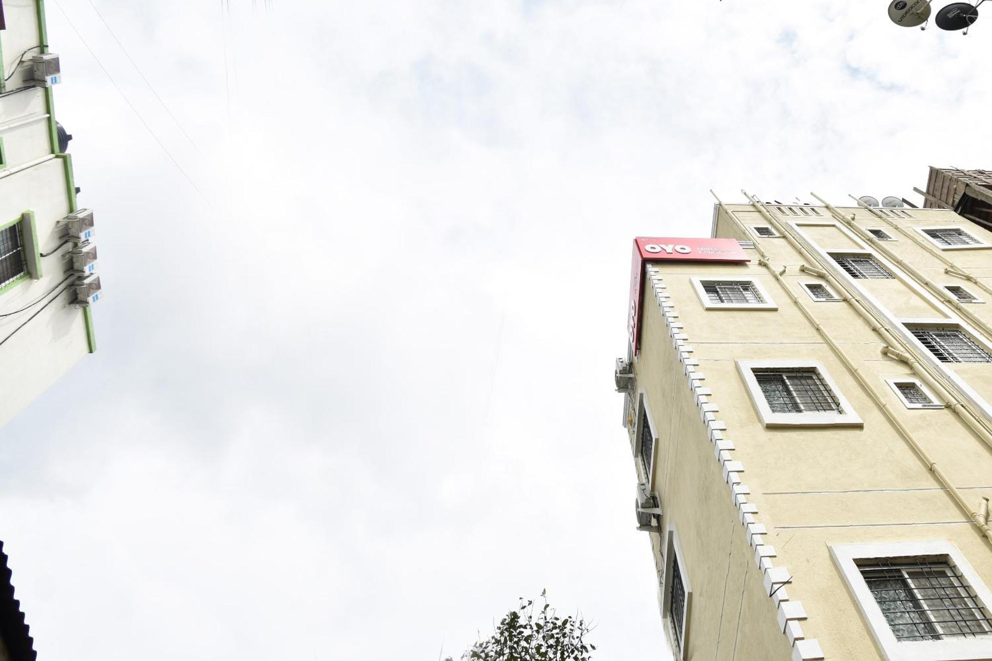 Hotel O Felicita Inn Near Seasons Mall Kharadi Luaran gambar